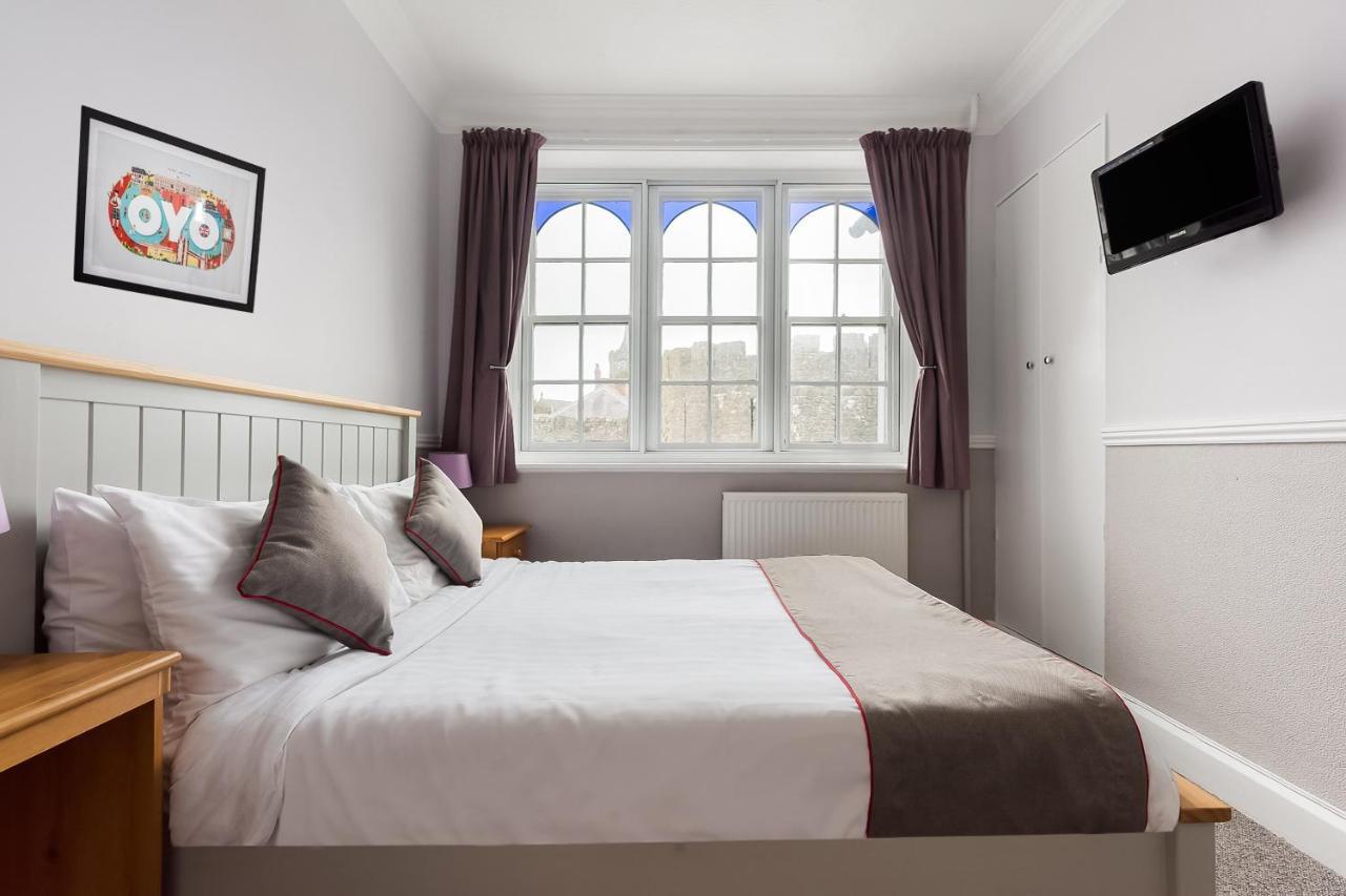 Oyo Timothy'S Hotell Tenby Eksteriør bilde
