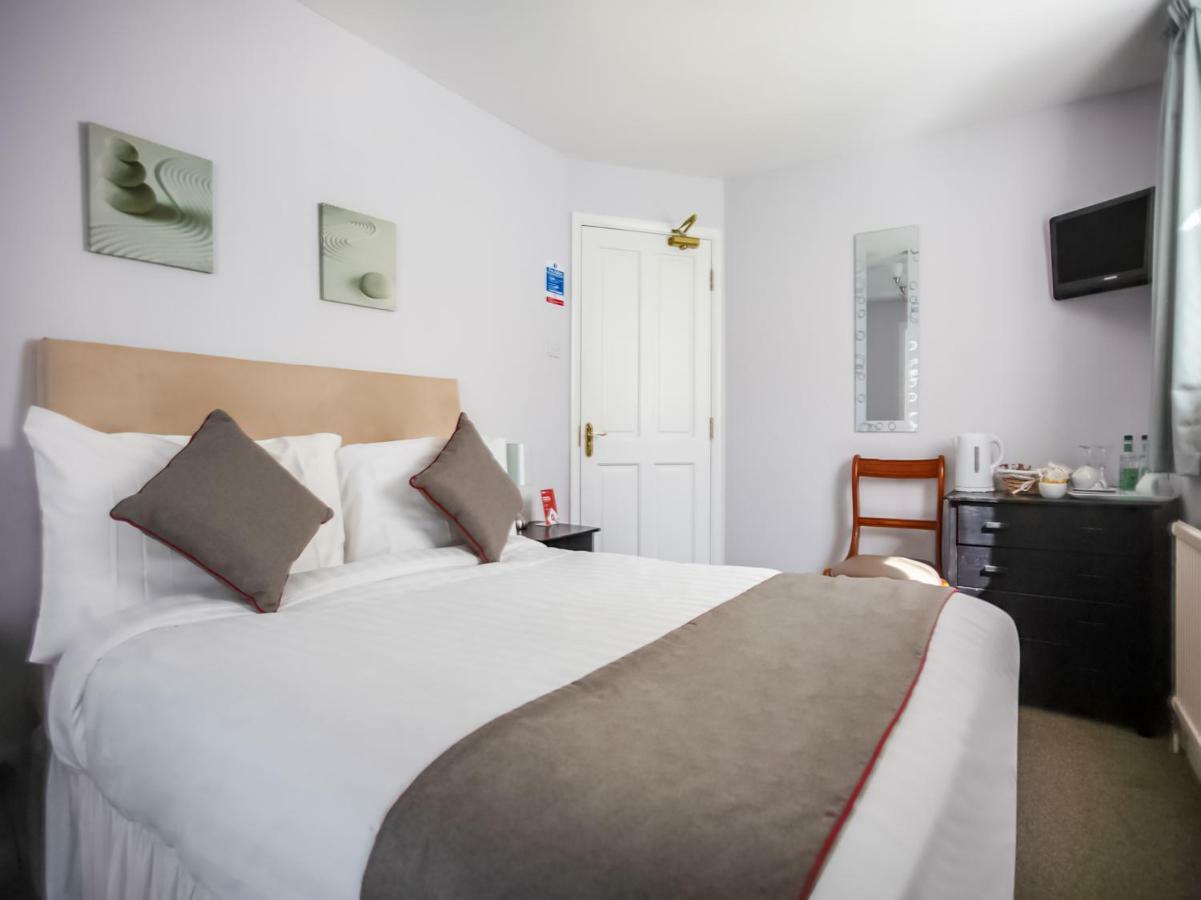 Oyo Timothy'S Hotell Tenby Eksteriør bilde